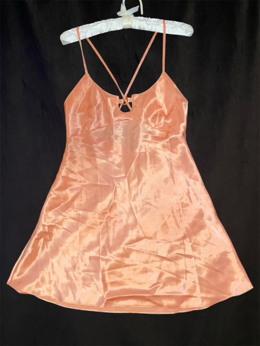 Y2K La SENZA Peach Satin Slip with Crisscross Straps and Front Keyhole Detail